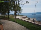 Во Владивостоке открылся сквер с потрясающим видом на море и город