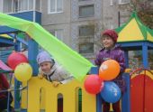 Канские дети получили новую игровую площадку Канские дети получили новую игровую площадку
